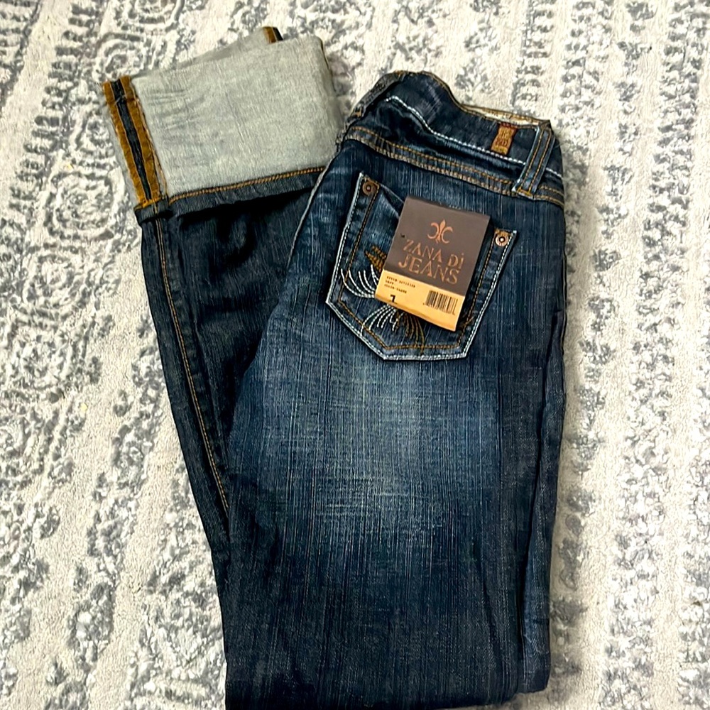 Zana di Jeans  Distressed BNWT